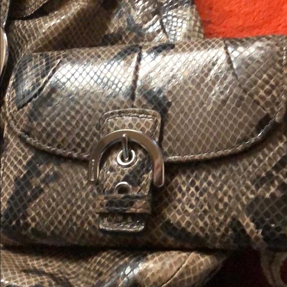 Coach purse - Picture 1 of 6